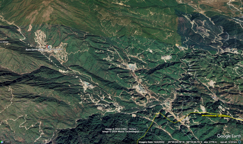 Before and After: Mountain Ridge in Chiphue Township in October 2018 (left) that turned into a cluster of rare earth blocks by December 2022 (right). Photo: Google Earth/Mizzima