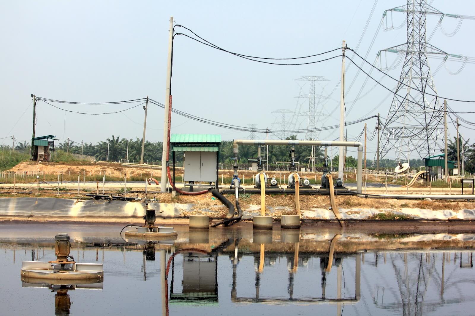 In a lined sanitary landfill, leachate is collected, aerated and treated. Photo: Ashley Yeong/Macaranga