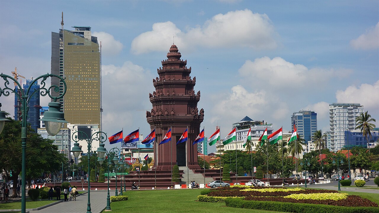 The Independence Monument in Phnom Penh, capital of Cambodia. Photo: Wikimedia Commons
