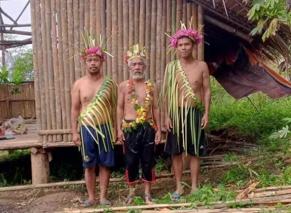 The three plaintiffs (from left): Aziz Angah, 30, Ahak Uda, 57, and Anjang Uda, 33. Photos: Kampung Kelaik villagers via Malaysiakini