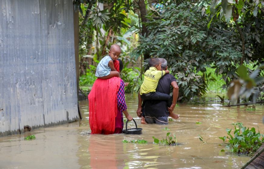 Thousands lost their houses and belongings to the flash floods. Photo: Mohammad Minhaj Uddin